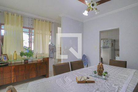 Casa à venda com 450m², 4 quartos e 3 vagasCasa 2 - Copa