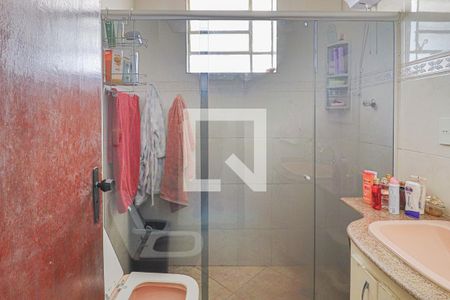 Casa à venda com 450m², 4 quartos e 3 vagasCasa 1 - Banheiro