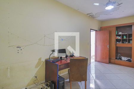 Casa à venda com 450m², 4 quartos e 3 vagasCasa 2 - Quarto 1