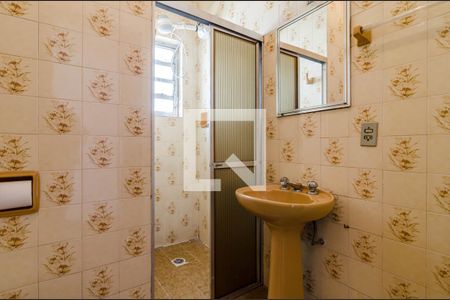 Casa à venda com 279m², 2 quartos e 2 vagas Casa à venda com 279m², 2 quartos e 2 vagasBanheiro