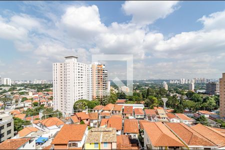 Casa à venda com 279m², 2 quartos e 2 vagas Casa à venda com 279m², 2 quartos e 2 vagasVista