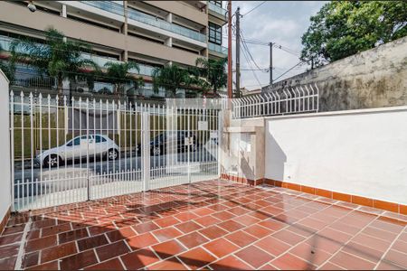 Casa à venda com 279m², 2 quartos e 2 vagas Casa à venda com 279m², 2 quartos e 2 vagasGaragem