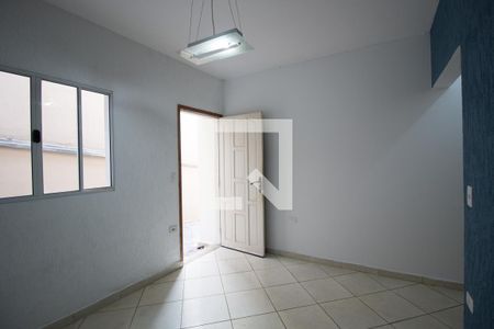 Sala de casa de condomínio para alugar com 2 quartos, 60m² em Vila Ré, São Paulo