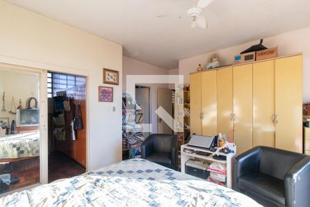 Casa à venda com 417m², 5 quartos e 5 vagasQuarto 4