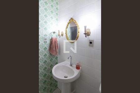 Casa à venda com 417m², 5 quartos e 5 vagasLavabo