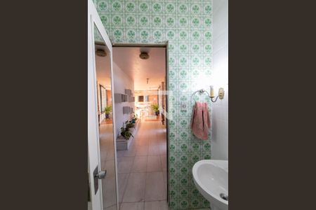 Casa à venda com 417m², 5 quartos e 5 vagasLavabo