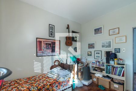 Casa à venda com 417m², 5 quartos e 5 vagasQuarto 3