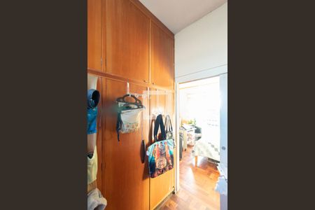 Casa à venda com 417m², 5 quartos e 5 vagasCloset