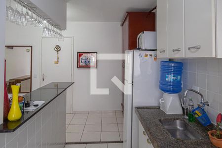 Cozinha de apartamento para alugar com 1 quarto, 40m² em Bela Vista, São Paulo