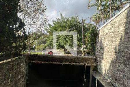 Casa à venda com 500m², 4 quartos e 4 vagas Casa à venda com 500m², 4 quartos e 4 vagasvISTA DO Quarto de Serviço 2
