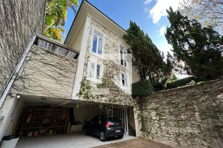 Casa à venda com 500m², 4 quartos e 4 vagas
