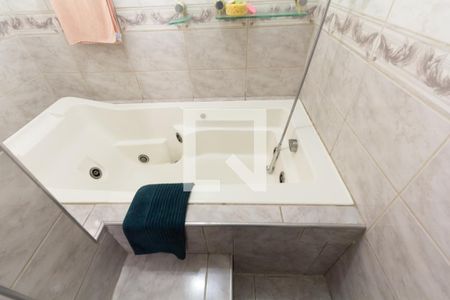 Apartamento para alugar com 220m², 4 quartos e 3 vagasBanheiro da Suíte 1