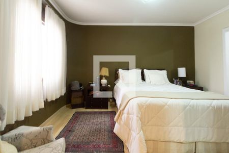 Apartamento para alugar com 220m², 4 quartos e 3 vagasSuíte 1