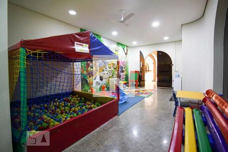 Apartamento para alugar com 220m², 4 quartos e 3 vagasBrinquedoteca