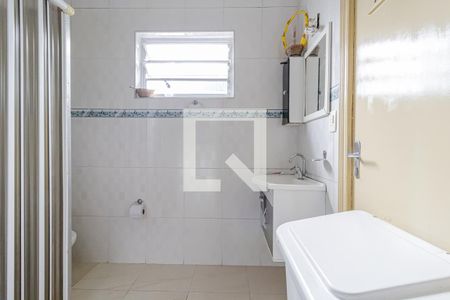 Casa à venda com 121m², 3 quartos e 2 vagas Casa à venda com 121m², 3 quartos e 2 vagasBanheiro da Suíte