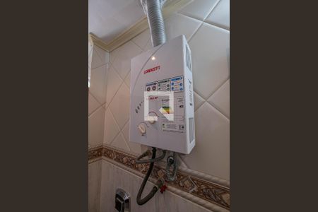 Apartamento à venda com 81m², 2 quartos e 1 vaga Apartamento à venda com 81m², 2 quartos e 1 vagaBanheiro Social