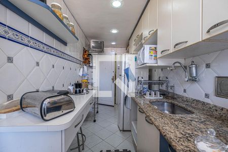 Apartamento à venda com 81m², 2 quartos e 1 vaga Apartamento à venda com 81m², 2 quartos e 1 vagaCozinha