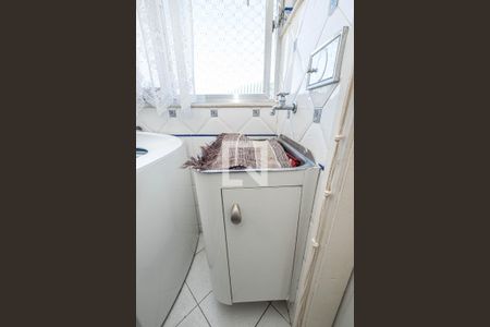 Apartamento à venda com 81m², 2 quartos e 1 vaga Apartamento à venda com 81m², 2 quartos e 1 vagaÁrea de Serviço