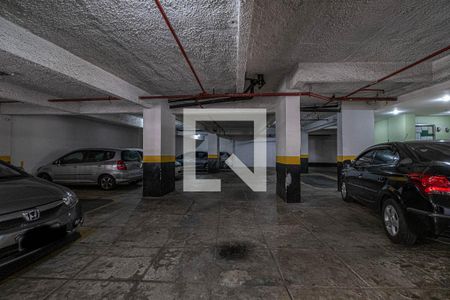 Apartamento à venda com 81m², 2 quartos e 1 vaga Apartamento à venda com 81m², 2 quartos e 1 vagaGaragem