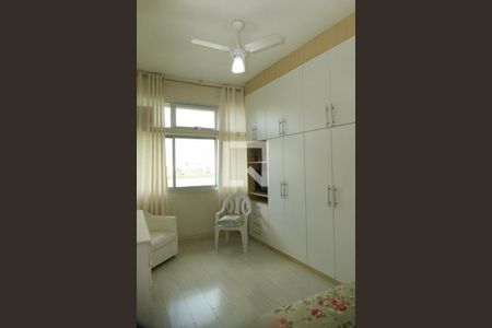 Apartamento à venda com 117m², 3 quartos e 2 vagas Apartamento à venda com 117m², 3 quartos e 2 vagasQuarto 1