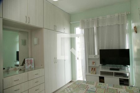 Apartamento à venda com 117m², 3 quartos e 2 vagas Apartamento à venda com 117m², 3 quartos e 2 vagasSuíte