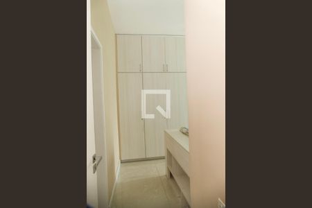 Apartamento à venda com 117m², 3 quartos e 2 vagas Apartamento à venda com 117m², 3 quartos e 2 vagasSuíte