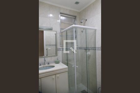 Apartamento à venda com 117m², 3 quartos e 2 vagas Apartamento à venda com 117m², 3 quartos e 2 vagasBanheiro social