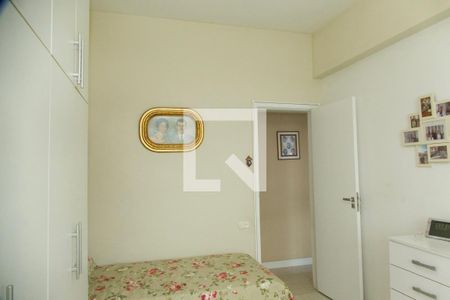 Apartamento à venda com 117m², 3 quartos e 2 vagas Apartamento à venda com 117m², 3 quartos e 2 vagasQuarto 1