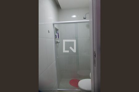 Apartamento à venda com 117m², 3 quartos e 2 vagas Apartamento à venda com 117m², 3 quartos e 2 vagasBanheiro serviço