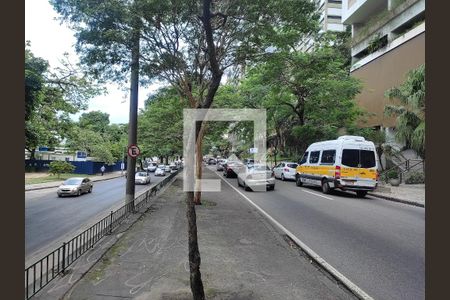 Apartamento à venda com 117m², 3 quartos e 2 vagas Apartamento à venda com 117m², 3 quartos e 2 vagasVista da Rua