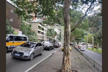 Apartamento à venda com 117m², 3 quartos e 2 vagas Apartamento à venda com 117m², 3 quartos e 2 vagasVista da Rua