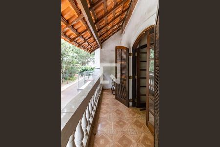 Casa à venda com 375m², 3 quartos e 3 vagasVaranda da Suíte 1