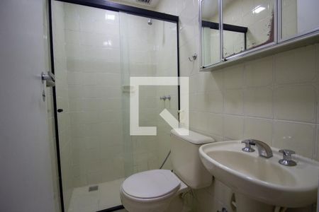 Apartamento para alugar com 177m², 3 quartos e 2 vagas Apartamento para alugar com 177m², 3 quartos e 2 vagasBanheiro da Suíte 1