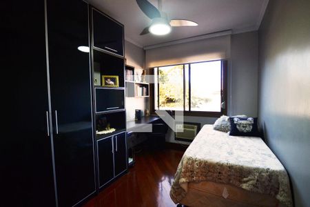 Casa de condomínio à venda com 363m², 3 quartos e 4 vagasQuarto 2