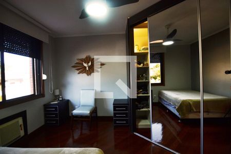 Casa de condomínio à venda com 363m², 3 quartos e 4 vagasQuarto 1