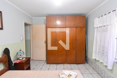 Casa à venda com 180m², 4 quartos e 1 vaga Casa à venda com 180m², 4 quartos e 1 vagaQuarto 3