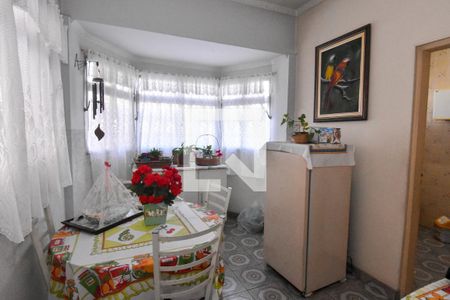 Casa à venda com 180m², 4 quartos e 1 vaga Casa à venda com 180m², 4 quartos e 1 vagaCopa