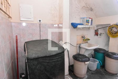 Casa à venda com 180m², 4 quartos e 1 vaga Casa à venda com 180m², 4 quartos e 1 vagaÁrea de Serviço