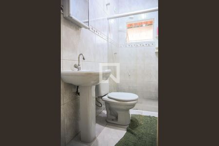 Casa à venda com 270m², 5 quartos e 2 vagasBanheiro - Casa Fundos