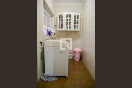 Casa à venda com 270m², 5 quartos e 2 vagasÁrea de Serviço