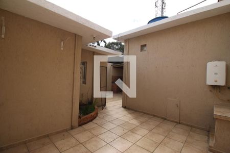 Casa à venda com 100m², 2 quartos e 3 vagasÁrea Externa