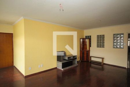 Sala de casa para alugar com 4 quartos, 180m² em Jardim Vila Formosa, São Paulo