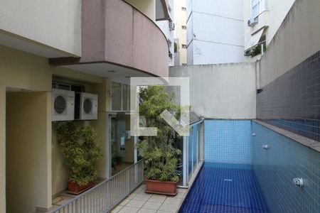 Apartamento à venda com 44m², 1 quarto e 1 vaga Apartamento à venda com 44m², 1 quarto e 1 vagaÁrea comum - Piscina