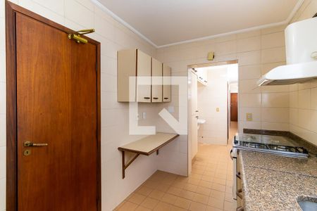 Apartamento à venda com 145m², 3 quartos e 2 vagasCozinha