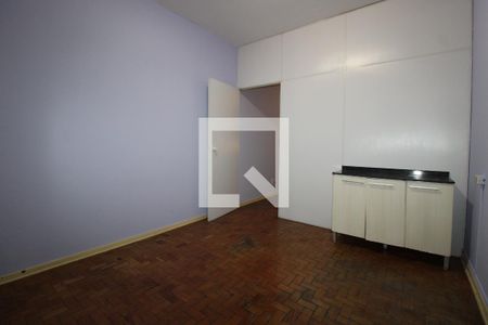 Sala de kitnet/studio para alugar com 1 quarto, 39m² em Centro, Campinas