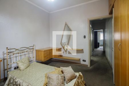 Casa à venda com 251m², 2 quartos e 6 vagas Casa à venda com 251m², 2 quartos e 6 vagasQuarto 2