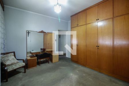 Casa à venda com 251m², 2 quartos e 6 vagas Casa à venda com 251m², 2 quartos e 6 vagasQuarto 1