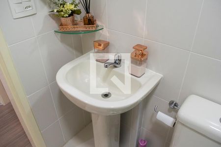 Apartamento à venda com 54m², 2 quartos e 1 vaga Apartamento à venda com 54m², 2 quartos e 1 vagaBanheiro