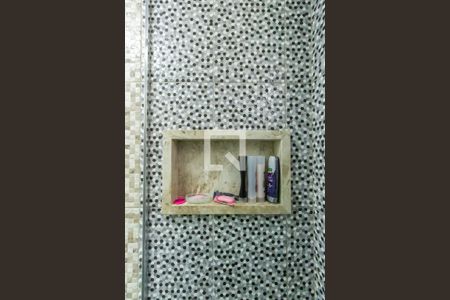 Apartamento à venda com 52m², 2 quartos e 1 vaga Apartamento à venda com 52m², 2 quartos e 1 vagaBanheiro