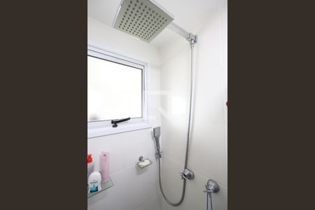 Apartamento à venda com 81m², 3 quartos e 1 vaga Apartamento à venda com 81m², 3 quartos e 1 vagaSuíte Banheiro